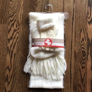 Croft & Barrow 3-piece set  scarf, hat, gloves
